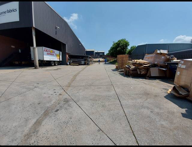 2,350M² WAREHOUSE SOLD IN EASTGATE